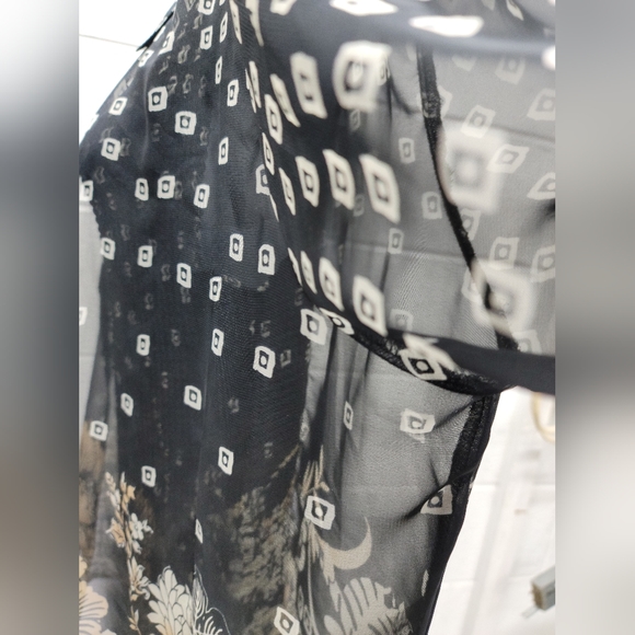 Nicola Sz 14 XL Gold Black Sophisticated Floral and Blocks Blouse Shirt... - Picture 4 of 5